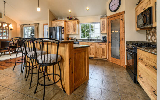 32700 Jocko Road, Arlee, MT 59821