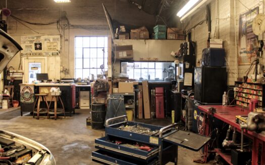 127 S 4th Street W, Missoula, Montana 59801