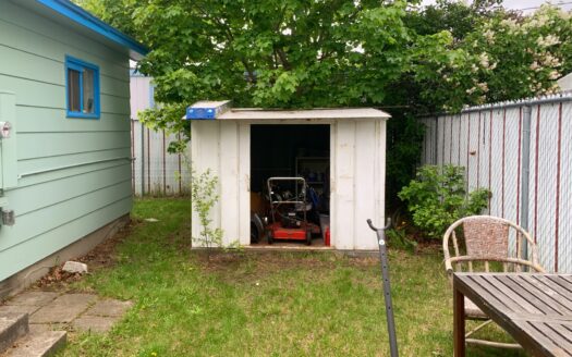 2110 Burlington Avenue, Missoula, MT 59801