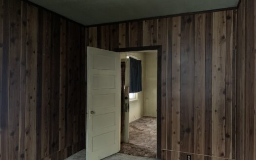 108 Phoenix, Bonner, MT 59823