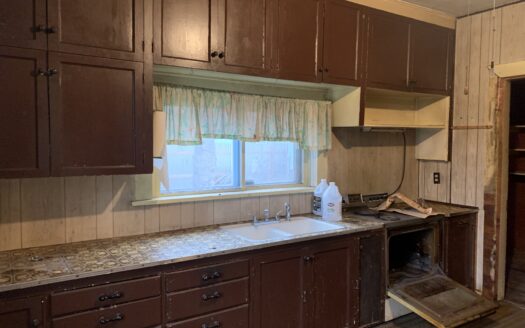 108 Phoenix, Bonner, MT 59823