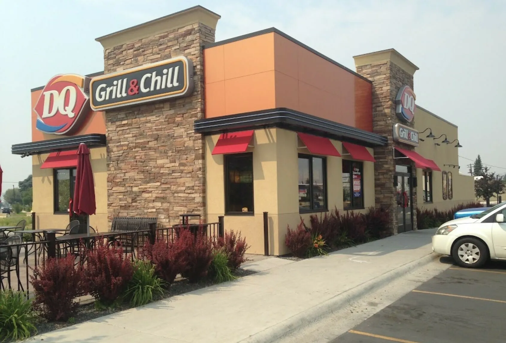 Dairy Queen Grill & Chill restaurant building
